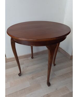 Round English coffee table - 81 cm round table - walnut stained beech - early 1900s     