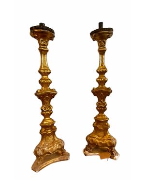 Coppia di candelieri del 1700 dorati a “mecca”