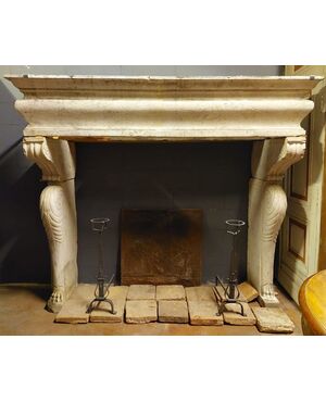 chp353 - stone fireplace, 17th century, cm l 210 xh 186 xp 70     