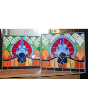 pan348 - pair of stained glass windows, period &#39;900, measure cm l 60 xh 54     