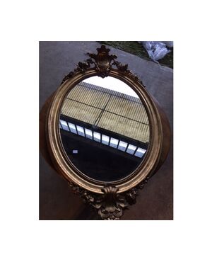 Elegante Specchiera Ovale Dorata a Foglia - Restaurata (in corso d&#39;opera)