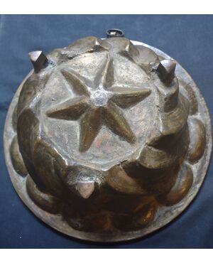 Raro stampo in bronzo per alimenti XIX secolo 