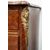 Cassettone antico a Tombeau in legno esotico pregiato con piano in marmo rosso Francia. Periodo XVIII secolo.