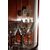 Vetrina Cristalliera Liberty in mogano con filetti in ottone e vetri decorati
