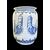 Vaso albarello da farmacia con smalto leggermente azzurrato e decoro a  ‘peducci’,con nastro anepigrafe a motivo rocaille.Ferniani, Faenza.