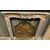 CHM837 - Camino in marmo intarsiato, epoca '700, cm L 116 x H 106 x P 13