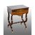 Tavolino da lavoro antico Carlo X Francese in legno esotico pregiato con innesti di intarsio in acero. Periodo inizio XIX secolo.