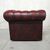 Poltrona chesterfield club inglese originale vintage in pelle rosso bordeaux anticato 