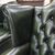 Poltrona chesterfield Queen Anne nuova inglese originale in pelle bordeaux, verde e marrone 