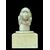 Sculturina in avorio ( pomolo di bastone) su base quadrata raffigurante una scimmia.Giappone.