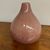 Vaso Murano Vintage metà XX sec Rosa con bolle impresse. Mis H 20 L 16 