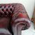 Divano 3 posti chesterfield capitonnè in pelle bordeaux 
