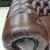 Poltrona chesterfield  originale nuova in pelle marrone 