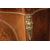 Bellissimo credenza servante Parigino stile Luigi XV con bronzi, intarsi e piano in marmo