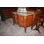 Superbo cassettone di inizio 1800 Francese stile Luigi XV in bois de rose con marmo e ricche applicazioni in bronzo dorato