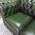 Divano chesterfield club 2 posti inglese originale vintage in pelle verde 