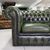 Divano chesterfield club 2 posti inglese originale vintage in pelle verde 