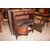 Credenza provenzale del 1700 in legno di noce e radica di noce con 2 ante e vano a giorno impreziosita di intagli