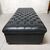 Panca chesterfield inglese originale vintage in pelle nera antracite 