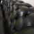 Divano Chesterfield 3 posti club vintage inglese originale in pelle verde 