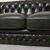 Divano Chesterfield 3 posti club vintage inglese originale in pelle verde 