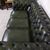 Divano Chesterfield 3 posti club vintage inglese originale in pelle verde 