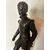 Scultura di un ragazzo giovane con spada, bronzo
