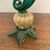 Antica cornucopia in vetro verde smeraldo anni 50 e polvere oro. Altezza cm 27 L14 
