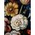 Natura morta di fiori e insetti