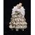 Coppia di sculture in porcellana policroma raffigurante nobiluomo e nobildonna. Francia inizio XX secolo.