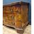 Cassettone in Noce del '700 Veronese: Eleganza e Prestigio
