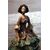 Coppia di dame in ceramica policroma   Tassinari, Faenza seconda metà XXsec.