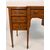 Scrivania in satinwood dipinto in policromia Inghilterra XIX secolo