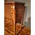 Mobiletto comodino olandese del 1700 1800 a serrandina riccamente intarsiato