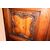 Armadio francese del 1700 stile Provenzale in legno di ciliegio con intagli