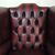Coppia di poltrone chesterfield Queen Anne nuova inglese originale in pelle rosso bordeaux anticato 