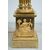 Lampada antica Impero Francese in bronzo dorato finemente cesellato appartenente agli inizi del XIX secolo.