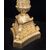 Coppia di candelabri antichi Carlo X a sei fiamme in bronzo dorato appartenente agli inizi del XIX secolo.