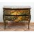 Cassettone antico Napoleone III Francese in legno laccato e dipinto con piano in marmo rosso Francia. Periodo XIX secolo.