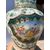 Vaso da centro in porcellana dipinta. Canton Cina, inizi XX secolo.