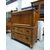 Cabinet in noce Biedermaier prima metà XIX sec. con sculture e carrilion