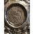 Cornice in argento cesellato e sbalzato del XVIII secolo contenente scudo genovese del 1683 Cornice in argento cesellato e sbalzato del XVIII secolo contenente scudo genovese del 1683