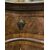 Chest of drawers with shaped front of the 18th century in walnut briar     