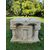 Magistrale pozzo in marmo con colonne e decorazioni - 124 x 124 cm