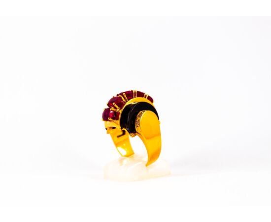 Art Deco Style 5.10 Carat Ruby 0.15 Carat Diamond Onyx Yellow Gold Cocktail Ring