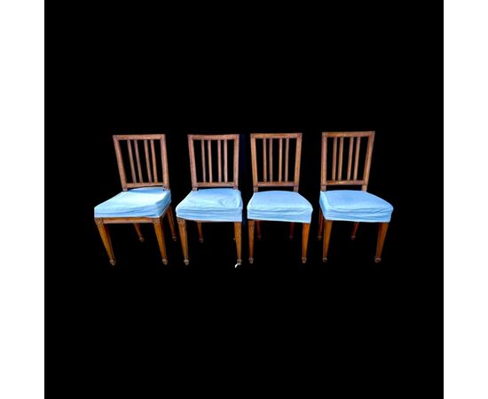 4 sedie in ciliegio periodo Luigi XVI.