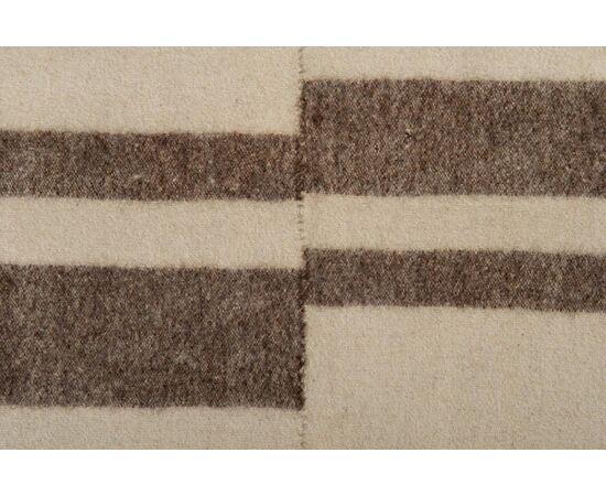 Kilim quadrato nei colori naturali della lana - n. 1218 -