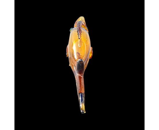 Bottiglia in vetro a forma di pesce color ambra.Manifattura Toso.Murano.