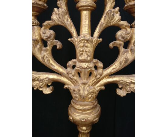 Nello Stile di Luigi XIV - Coppia di grandi Candelabri a 5 luci dorati - H 106 cm