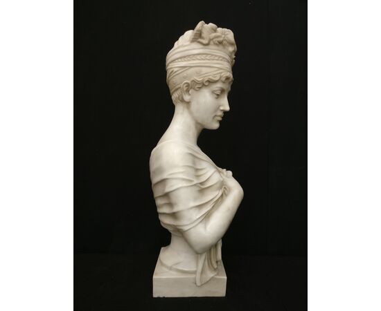 Scultura, Busto di Juliette Récamier - H 69 cm - Marmo di Carrara - Venezia - Fine '800/inizio '900